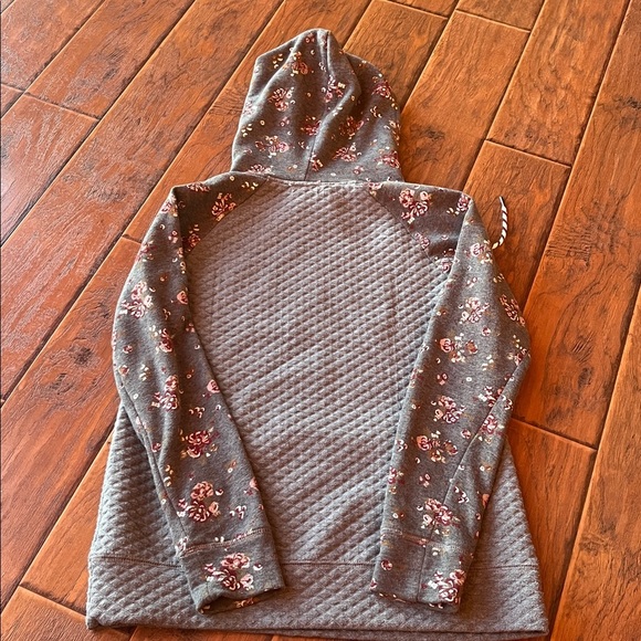 Maurice Gray Quilted Hoodie with Floral Sleeves - Size Small - Picture 5 of 7